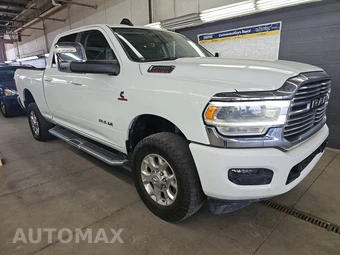 2024 Ram 2500 Laramie Crew Cab Medium Bed - miniatura 3