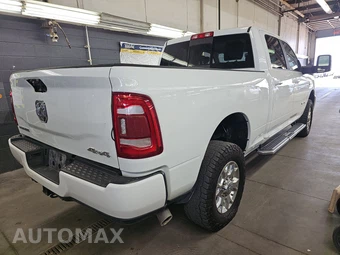 2024 Ram 2500 Laramie Crew Cab Medium Bed - miniatura 4