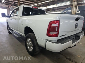 2024 Ram 2500 Laramie Crew Cab Medium Bed - miniatura 6