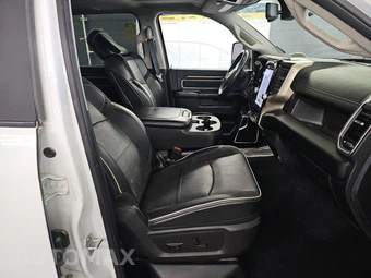 2024 Ram 2500 Laramie Crew Cab Medium Bed - miniatura 8