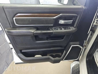 2024 Ram 2500 Laramie Crew Cab Medium Bed - miniatura 9