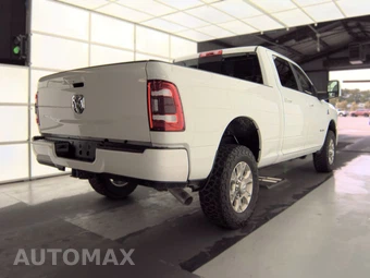 2024 Ram 2500 Laramie Crew Cab Medium Bed – miniatura 4