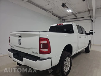 2024 Ram 2500 Laramie Crew Cab Medium Bed - miniatura 4