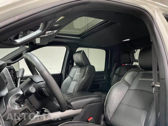 2024 Ram 2500 Laramie Crew Cab Medium Bed - miniatura 14