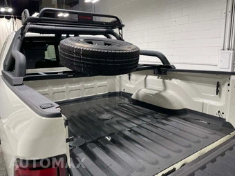 2024 Ram 2500 Laramie Crew Cab Medium Bed - miniatura 18