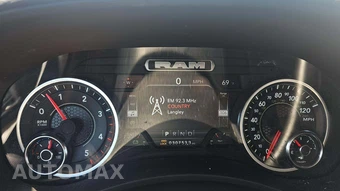 2024 Ram 2500 Laramie Crew Cab Medium Bed - miniatura 20