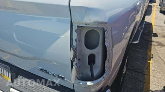 2024 Ram 2500 Laramie Crew Cab Medium Bed - miniatura 35