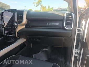 2024 Ram 2500 Laramie Crew Cab Medium Bed - miniatura 19