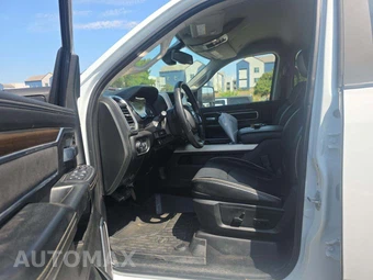 2024 Ram 2500 Laramie Crew Cab Medium Bed - miniatura 6