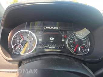 2024 Ram 2500 Laramie Crew Cab Medium Bed - miniatura 9