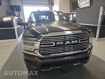 2024 Ram 2500 Laramie Crew Cab Medium Bed – miniatura 2