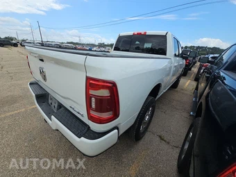 2024 Ram 2500 Laramie Crew Cab Medium Bed – miniatura 4