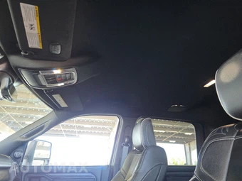 2024 Ram 2500 Limited Crew Cab Medium Bed – miniatura 18