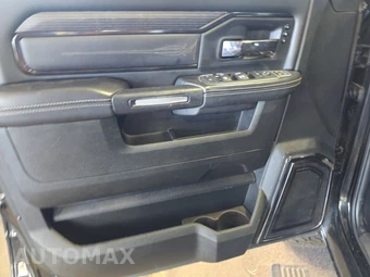 2024 Ram 2500 Limited Crew Cab Medium Bed – miniatura 9