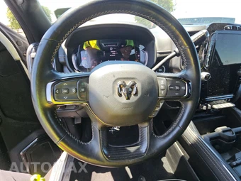 2024 Ram 2500 Limited Crew Cab Medium Bed – miniatura 10