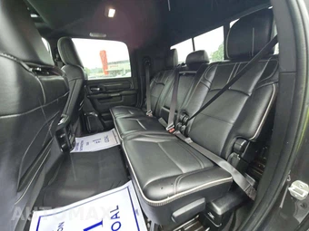 2024 Ram 2500 Limited Extended Crew Cab Medium Bed – miniatura 13