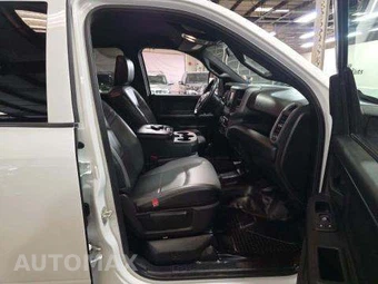 2024 Ram 2500 Tradesman Crew Cab Long Bed - miniatura 18