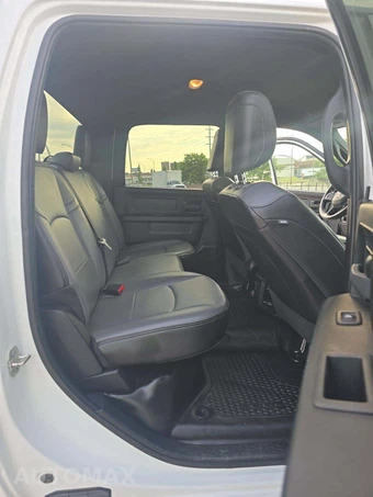 2024 Ram 2500 Tradesman Crew Cab Long Bed - miniatura 13