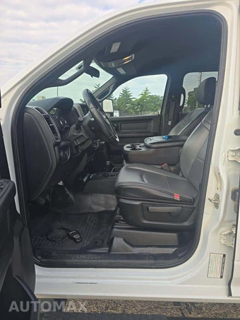 2024 Ram 2500 Tradesman Crew Cab Long Bed - miniatura 3