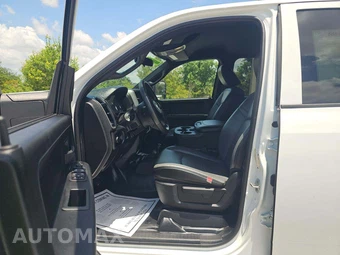 2024 Ram 2500 Tradesman Crew Cab Medium Bed - miniatura 3