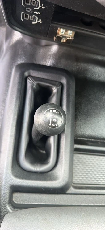 2024 Ram 2500 Tradesman Crew Cab Medium Bed - miniatura 17