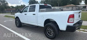 2024 Ram 2500 Tradesman Crew Cab Medium Bed - miniatura 3