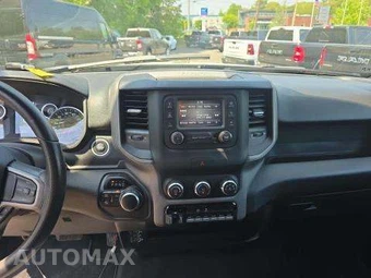 2024 Ram 2500 Tradesman Crew Cab Medium Bed – miniatura 10