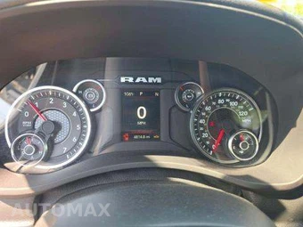 2024 Ram 2500 Tradesman Crew Cab Medium Bed – miniatura 9