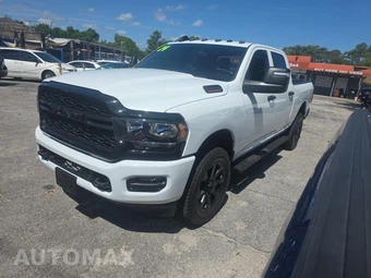 2024 Ram 2500 Tradesman Crew Cab Medium Bed
