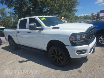 2024 Ram 2500 Tradesman Crew Cab Medium Bed - miniatura 3