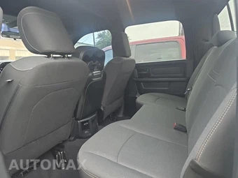 2024 Ram 2500 Tradesman Crew Cab Medium Bed – miniatura 16
