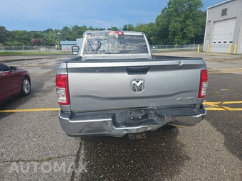 2024 Ram 2500 Tradesman Crew Cab Medium Bed - miniatura 5