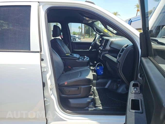 2024 Ram 2500 Tradesman Crew Cab Medium Bed – miniatura 18