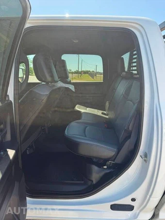 2024 Ram 2500 Tradesman Crew Cab Medium Bed - miniatura 18