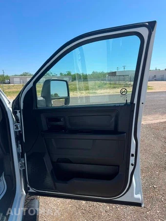 2024 Ram 2500 Tradesman Crew Cab Medium Bed - miniatura 45