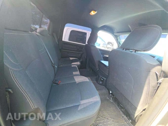 2024 Ram 2500 Tradesman Crew Cab Medium Bed - miniatura 16