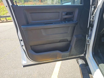 2024 Ram 2500 Tradesman Crew Cab Medium Bed - miniatura 15