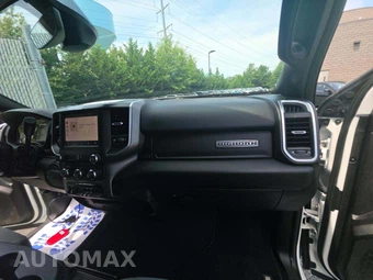 2024 Ram 3500 Big Horn Crew Cab Long Bed – miniatura 19