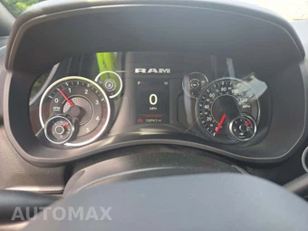 2024 Ram 3500 Big Horn Crew Cab Long Bed – miniatura 9