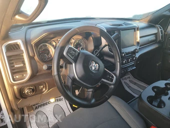 2024 Ram 3500 Big Horn Crew Cab Long Bed – miniatura 11