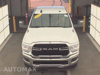 2024 Ram 3500 Big Horn Crew Cab Long Bed – miniatura 2