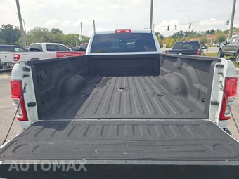 2024 Ram 3500 Big Horn Crew Cab Long Bed – miniatura 14