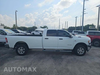 2024 Ram 3500 Big Horn Crew Cab Long Bed – miniatura 4