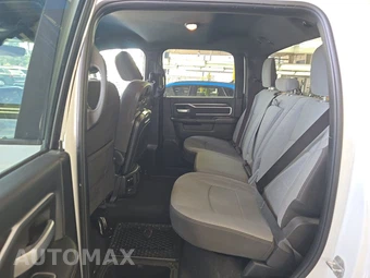 2024 Ram 3500 Big Horn Crew Cab Long Bed – miniatura 13