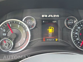 2024 Ram 3500 Big Horn Crew Cab Long Bed – miniatura 12