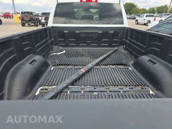 2024 Ram 3500 Big Horn Crew Cab Long Bed – miniatura 17