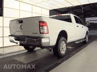 2024 Ram 3500 Big Horn Crew Cab Long Bed – miniatura 4