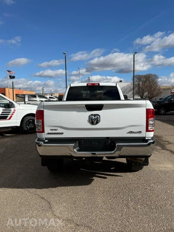 2024 Ram 3500 Big Horn Crew Cab Long Bed - miniatura 5