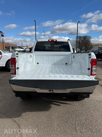 2024 Ram 3500 Big Horn Crew Cab Long Bed - miniatura 6