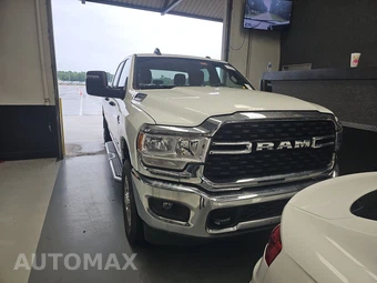 2024 Ram 3500 Big Horn Crew Cab Long Bed - miniatura 2
